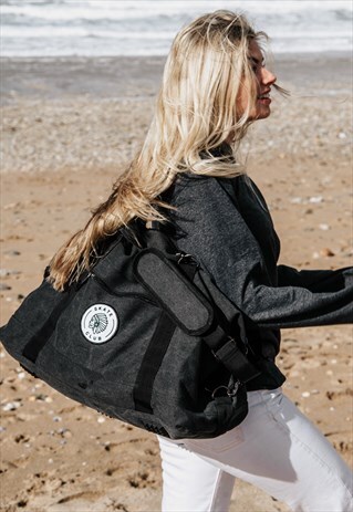 HOLDALL IN VINTAGE BLACK COTTON GRAPHIC PRINT SKATE LOGO