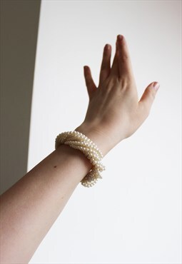 Vintage 90s Stretchy Elasticated Faux Pearl Bracelet
