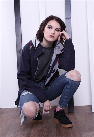 VINTAGE 90S SHELL JACKET/WINDBREAKER. UNISEX SPORTSWEAR.