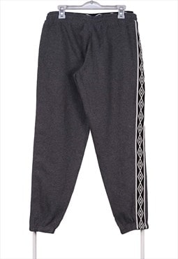 Vintage 90's Umbro Joggers / Sweatpants Elasticated