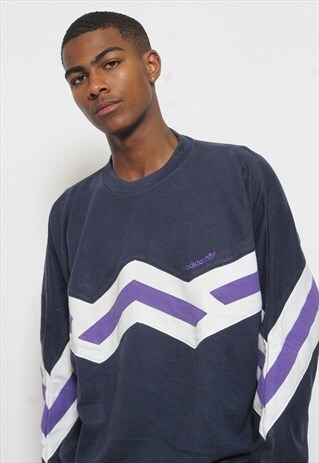 VINTAGE ADIDAS SWEATSHIRT