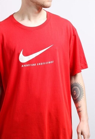 VINTAGE NIKE T-SHIRT