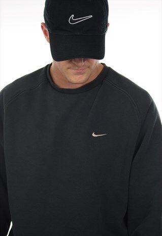 VINTAGE NIKE SMALL LOGO SWEATSHIRT JUMPER