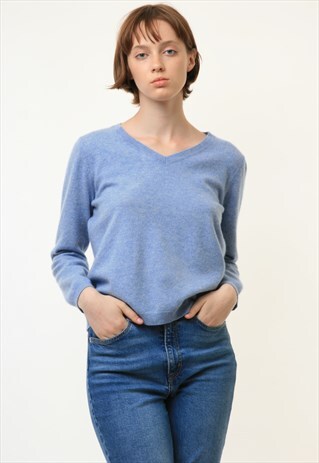 80S VINTAGE WOOLMARK BLUE V NECK RETRO WOMAN JUMPER 4231