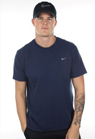 VINTAGE 90S NIKE SMALL LOGO T SHIRT TEE