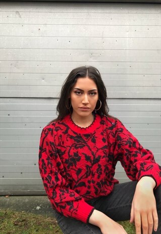 VINTAGE PATTERNED KNITTED GRANNY JUMPER RED