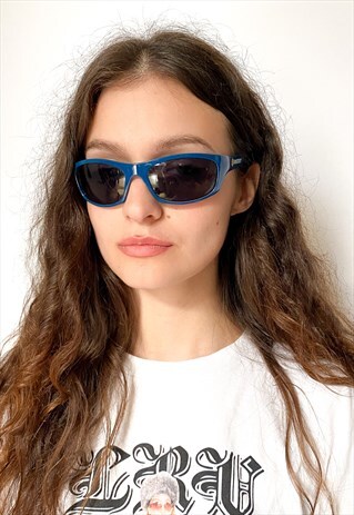 Vintage 90s rave sport sunglasses in blue