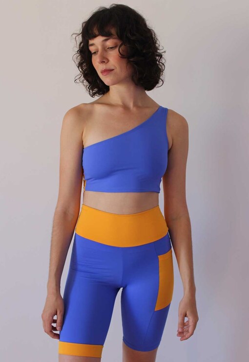 garment image
