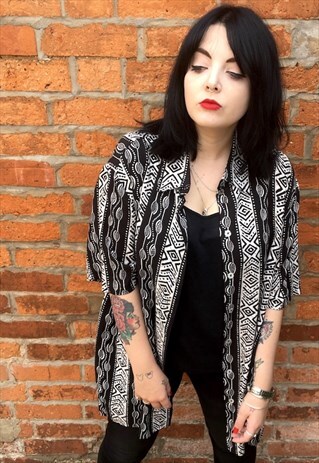 VINTAGE 90'S ABSTRACT PRINT SHIRT