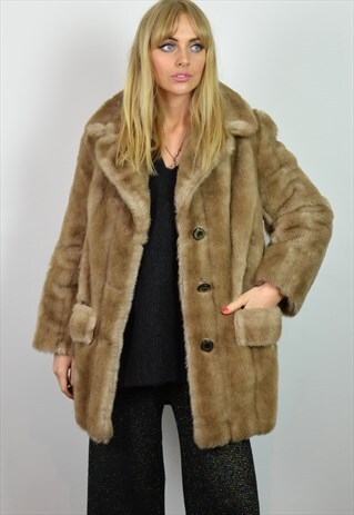 VINTAGE 1960S LIGHT BROWN BLONDE FAUX FUR COAT