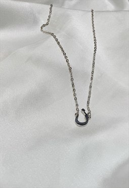 Noon- N Arabic initial Necklace - Silver Finish