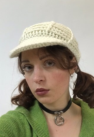 VINTAGE Y2K CREAM CROTCHET BAKER BOY HAT