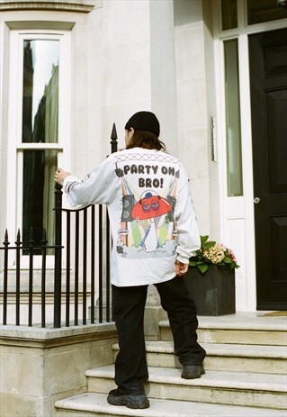 LONG SLEEVED T-SHIRT WHITE PARTY ON BRO MUSHROOM GRAPHIC