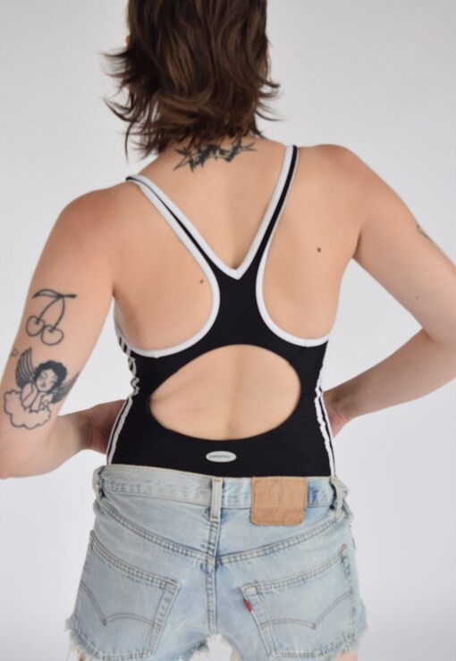 garment image