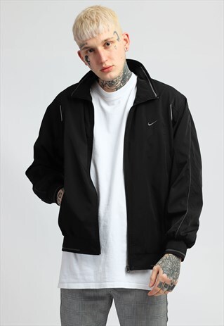 VINTAGE NIKE WINDBREAKER JACKET