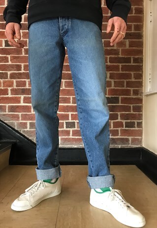DEADSTOCK STILL WITH THE TAGS STONE ISLAND JEANS