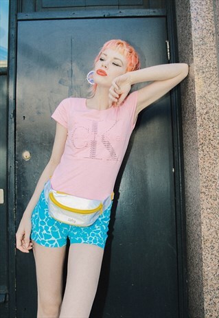 RARE VINTAGE 90'S CALVIN KLEIN LOGO PINK T-SHIRT