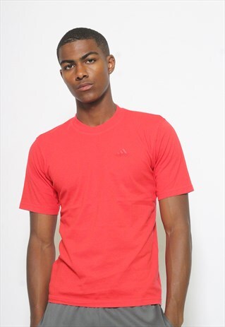 VINTAGE ADIDAS T SHIRT