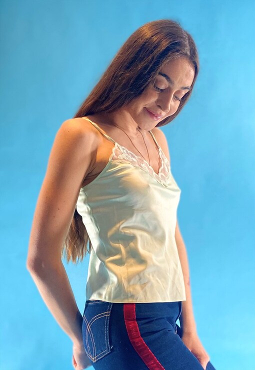 garment image