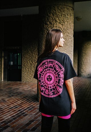 PINK ZODIAC WHEEL BLACK TEE