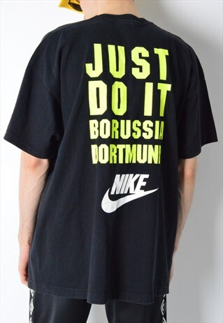 VINTAGE 90S BLACK NIKE T-SHIRT