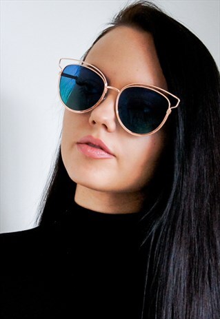 BLUE/GREEN OMBRE SUNGLASSES