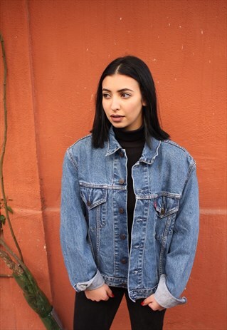 VINTAGE LEVIS DENIM JACKET