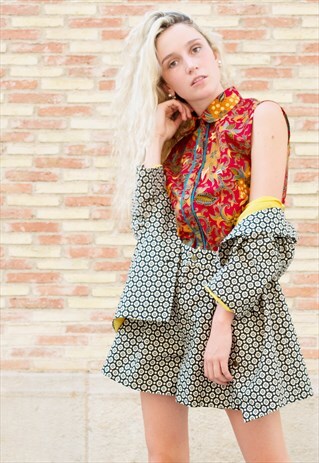 COTTON HIGH WAIST SHORTS IN MULTICOLORED BATIK PRINT