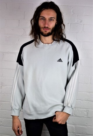 VINTAGE 90'S ADIDAS SWEATSHIRT