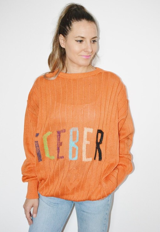 garment image