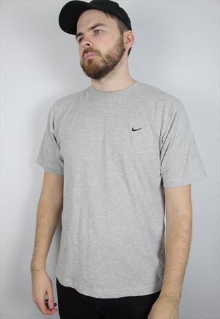 VINTAGE NIKE TEE SIZE MEDIUM