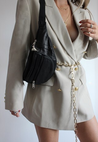 VINTAGE 90S DEADSTOCK BLACK LEATHER CROSS BODY BUM BAG