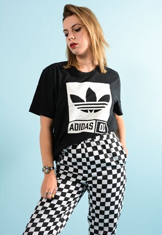 VINTAGE ADIDAS TREFOIL TEE SHIRT