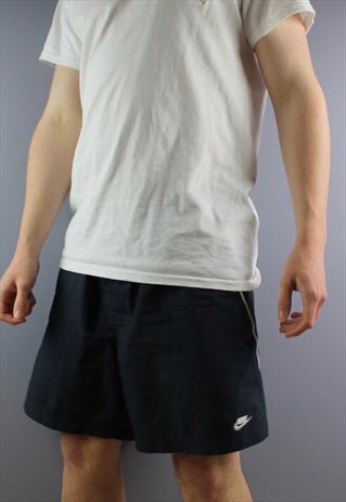 VINTAGE NIKE SHORTS IN NAVY WITH POCKETS, EMBROIDERED LOGO A
