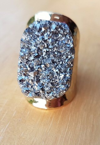 PEWTER GEMSTONE GOLD STATEMENT RING