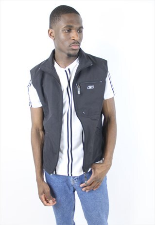 VINTAGE REEBOK BLACK SLEEVELESS SPORTS JACKET