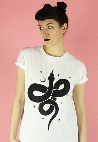 COILED SNAKE MOON STARS ILLUSTRATION PRINT T-SHIRT - WHITE