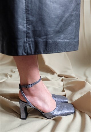 VINTAGE 90S SILVER GLITTER SPARKLY SANDALS HIGH HEELS