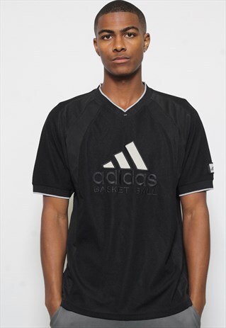 VINTAGE ADIDAS BASKETBALL SPORTS LOGO T-SHIRT