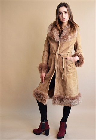STUNNING VINTAGE 70'S GENUINE SUEDE SHEEP SHEARLING COAT