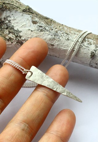 GEOMETRIC DAGGER NECKLACE IN STERLING SILVER