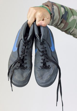 VINTAGE NIKE BLACK AND BLUE HIGH-TOP TRAINERS