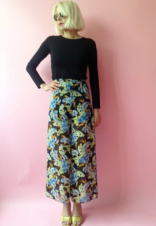 VINTAGE HIGH WAIST CULOTTES IN FLORAL PRINT