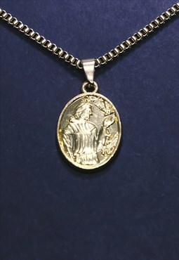Saint Francis Womens Necklace in gold box chain men necklace