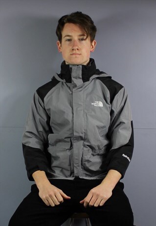 VINTAGE TNF HOODED WATERPROOF COAT JACKET IN GREY AND BLACK
