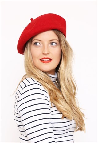 VINTAGE RED WOOL BERET