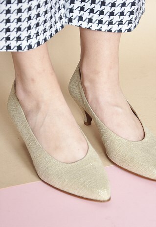 90S COTTON PUMPS