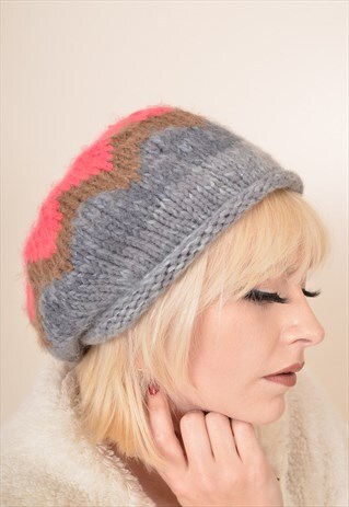 VINTAGE KNITTED WOOL BEANIE HAT IN PINK AND GREY