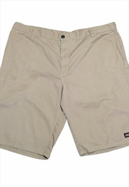 Men's Dickies Chino Shorts In Beige Size W44