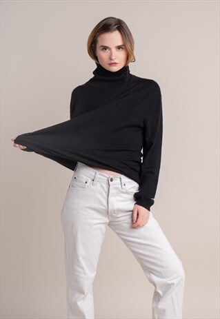 SILK CASHMERE TURTLE NECK SWEATER